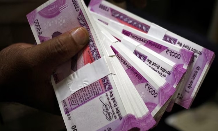 बाजार से वापस होंगे 2000 के नोट, RBI ने लिया फैसला